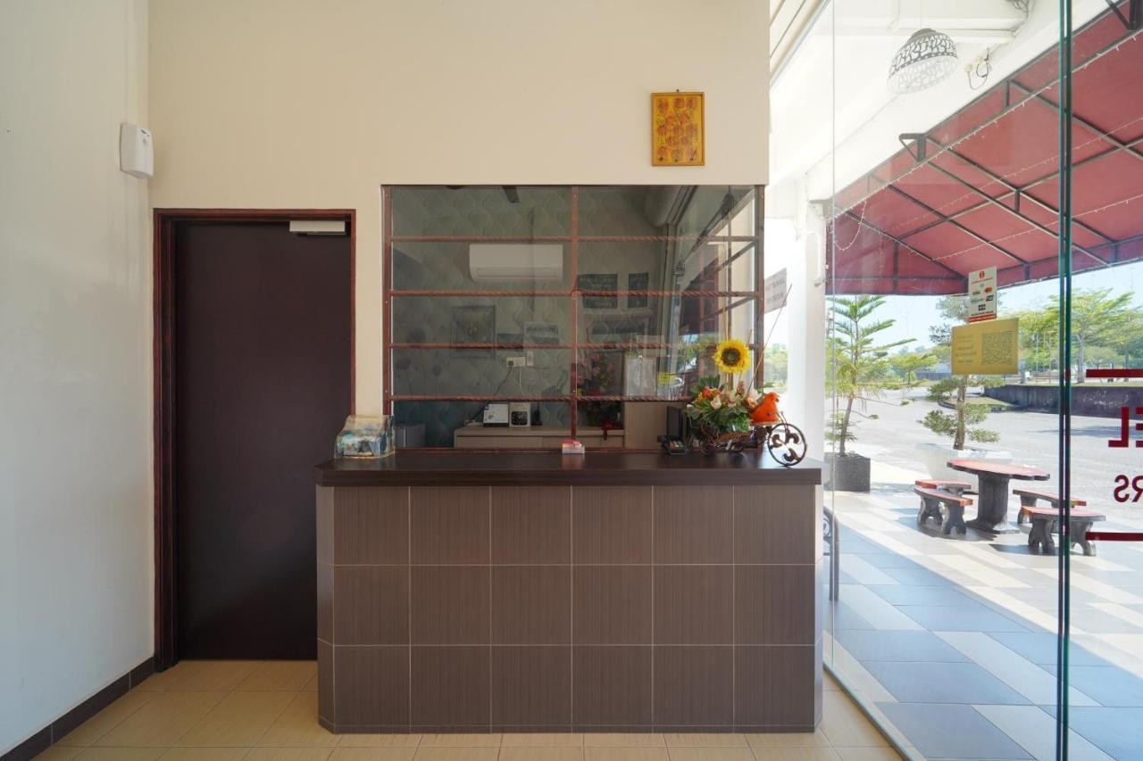 Cmn Hotel & Homestay 双溪大年 外观 照片